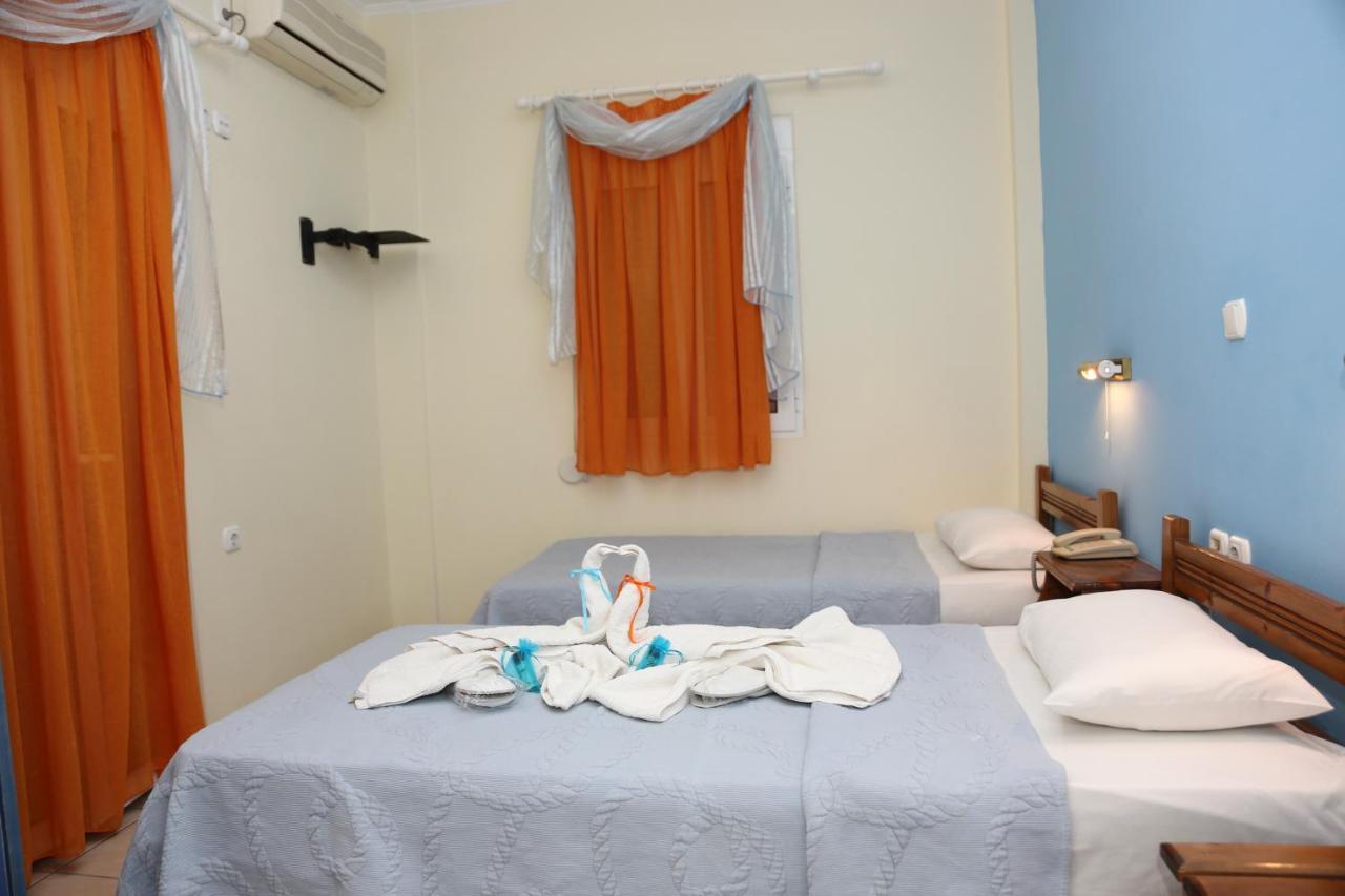 Coral Hotel Plomari ภายนอก รูปภาพ