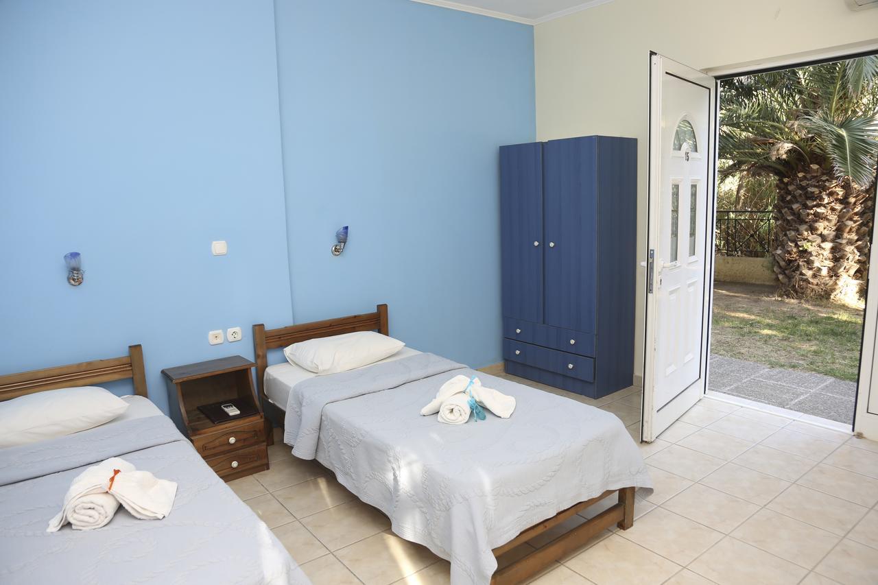 Coral Hotel Plomari ภายนอก รูปภาพ